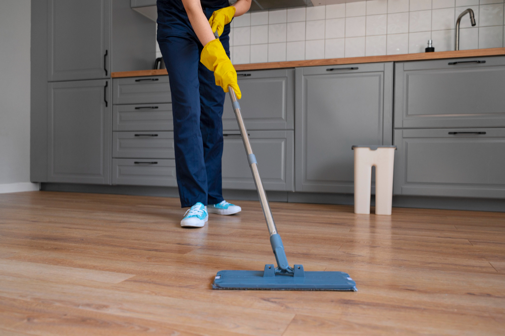 Methods to Clean Hardwood Floors for Your Ft Myers Apartment